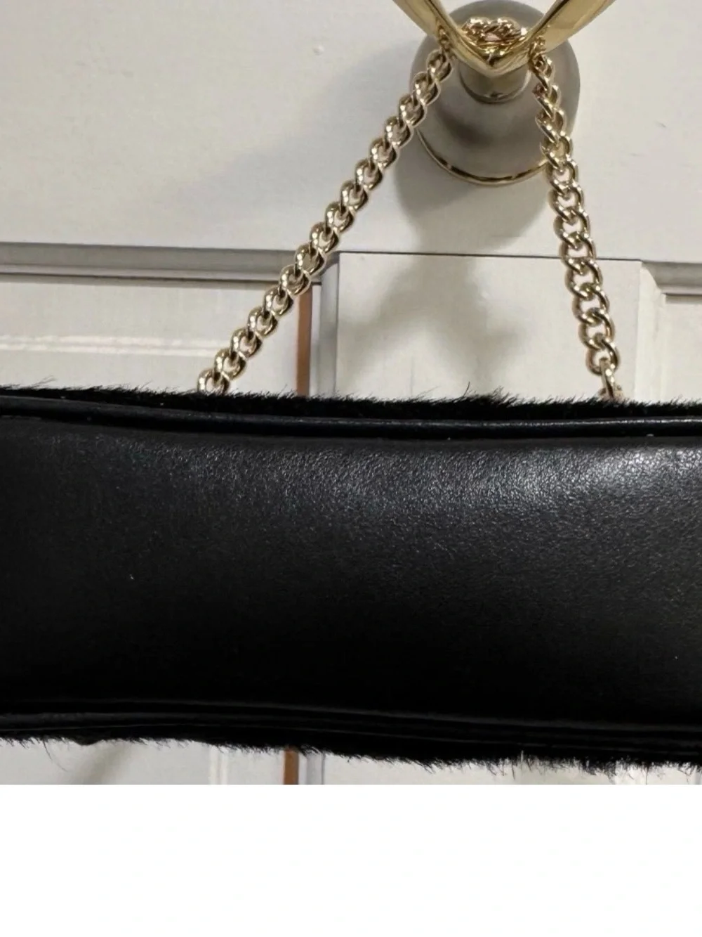 Coach Black Calfskin Wristlet with Gold Chain Strap - Picture 4 of 7